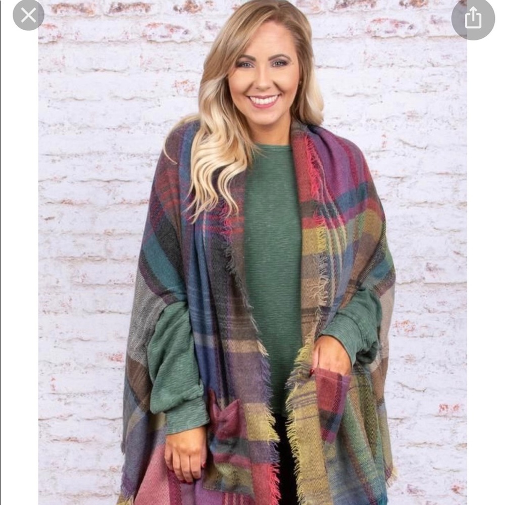 Brand new chic soul shawl
